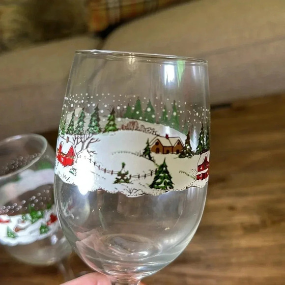 Vintage Libbey Winter Village Christmas Holiday Wine Glasses Cups Set of 2 - Picture 6 of 6